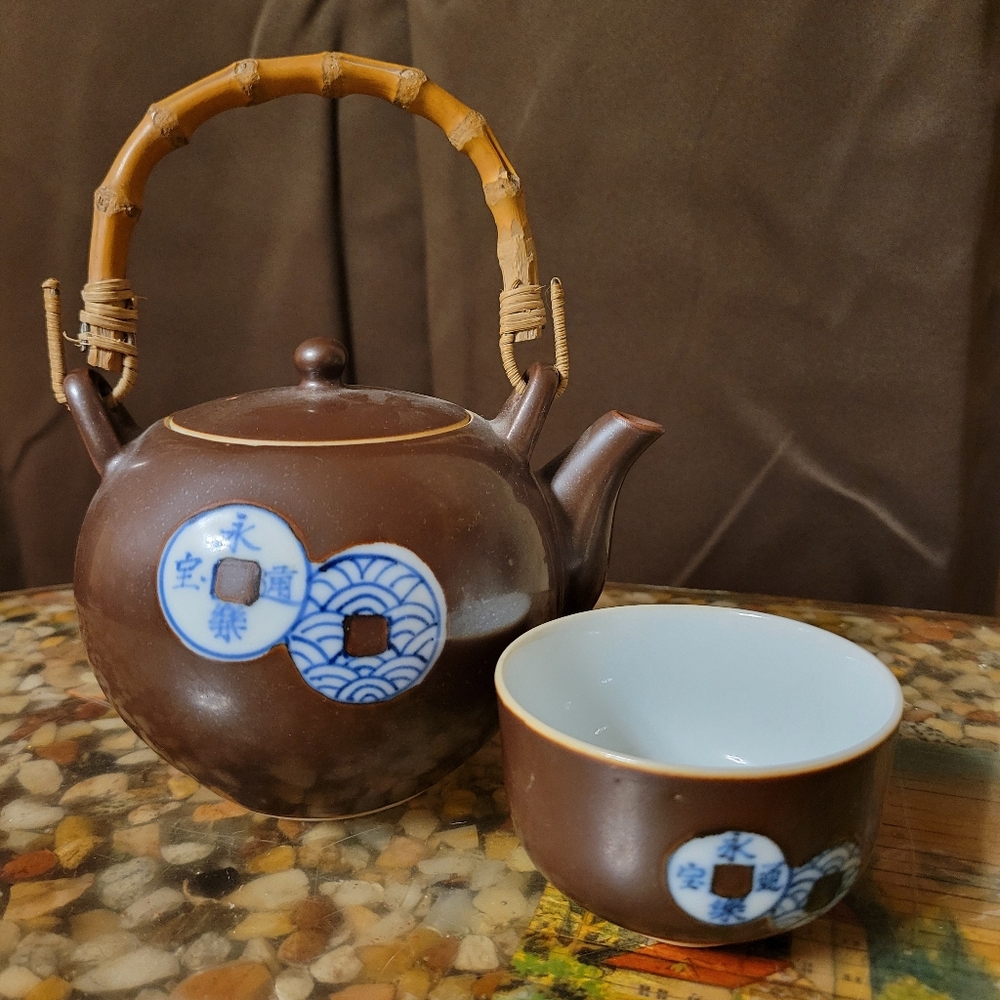 Japanese Tea Set  tea cup & teapot‎ blue and brown ceramic porcelain